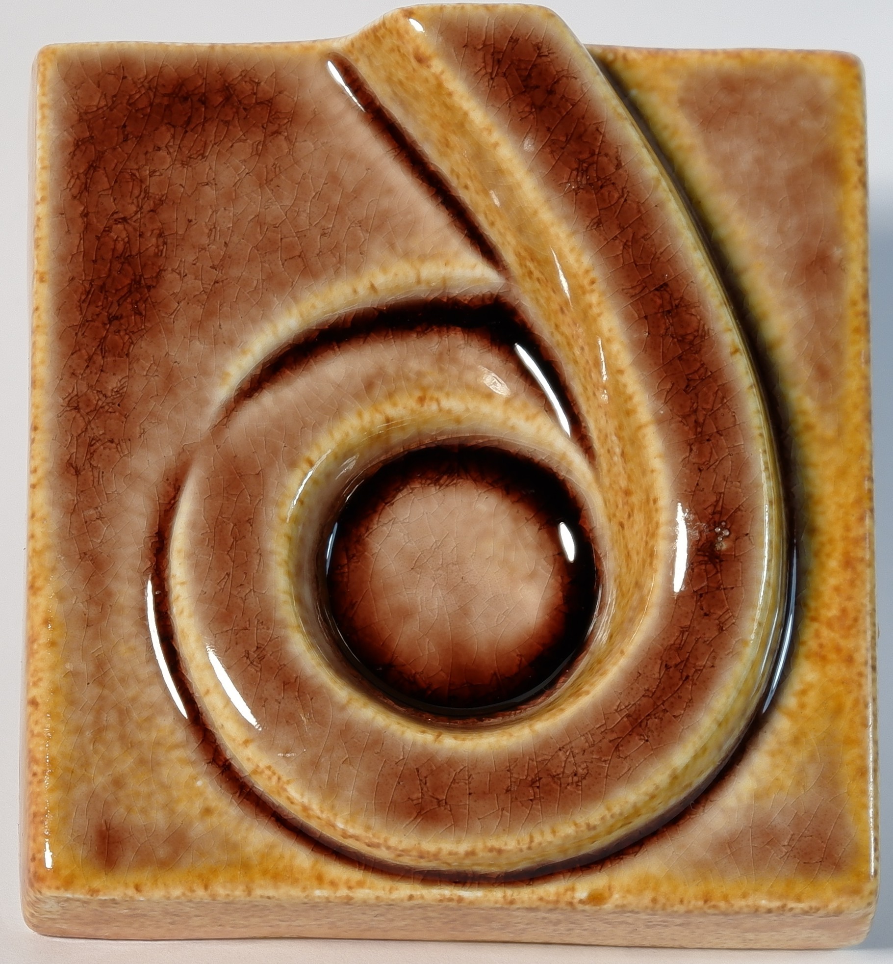 Кисть, 1050°C